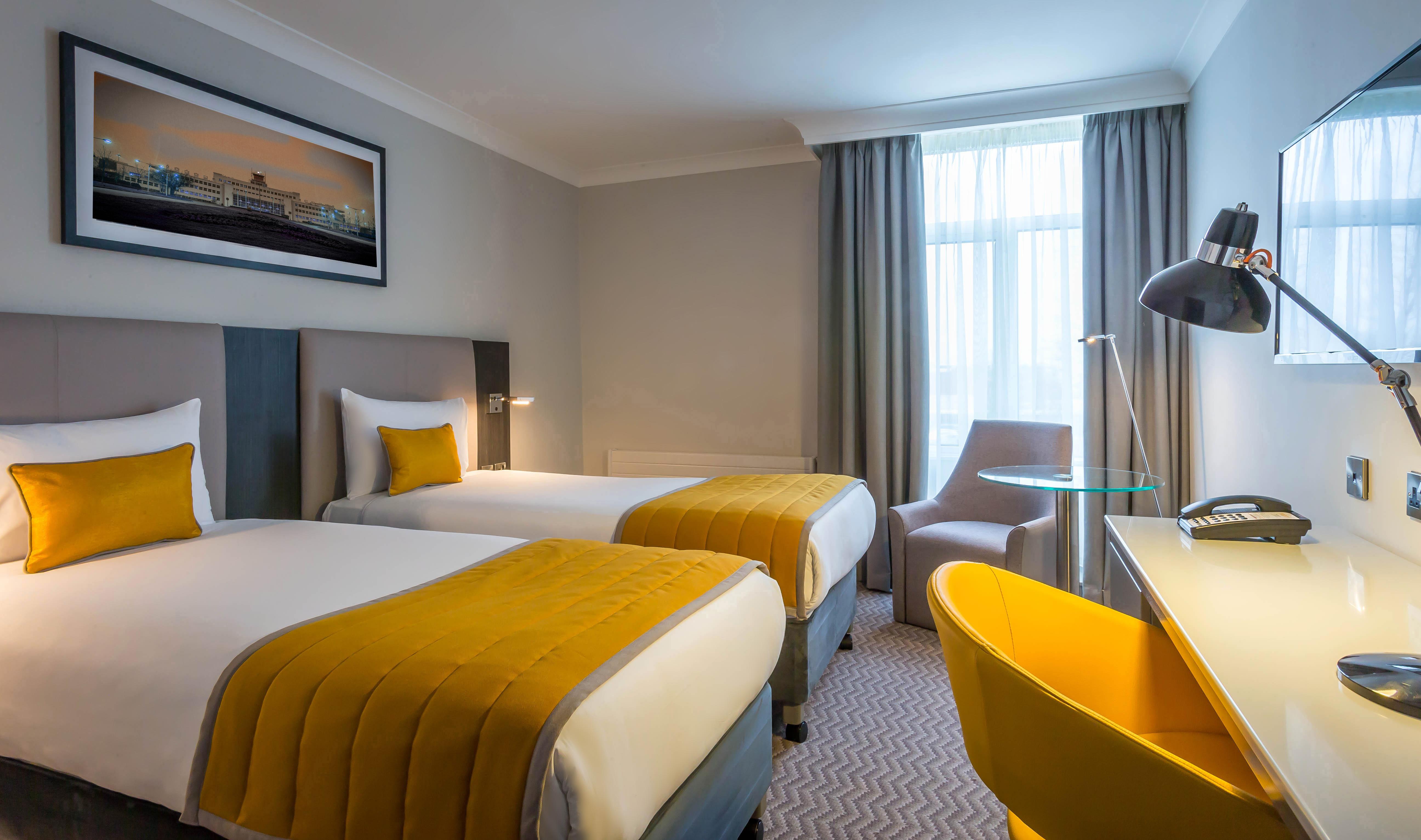 Maldron Hotel Dublin Airport Cloghran Exteriör bild