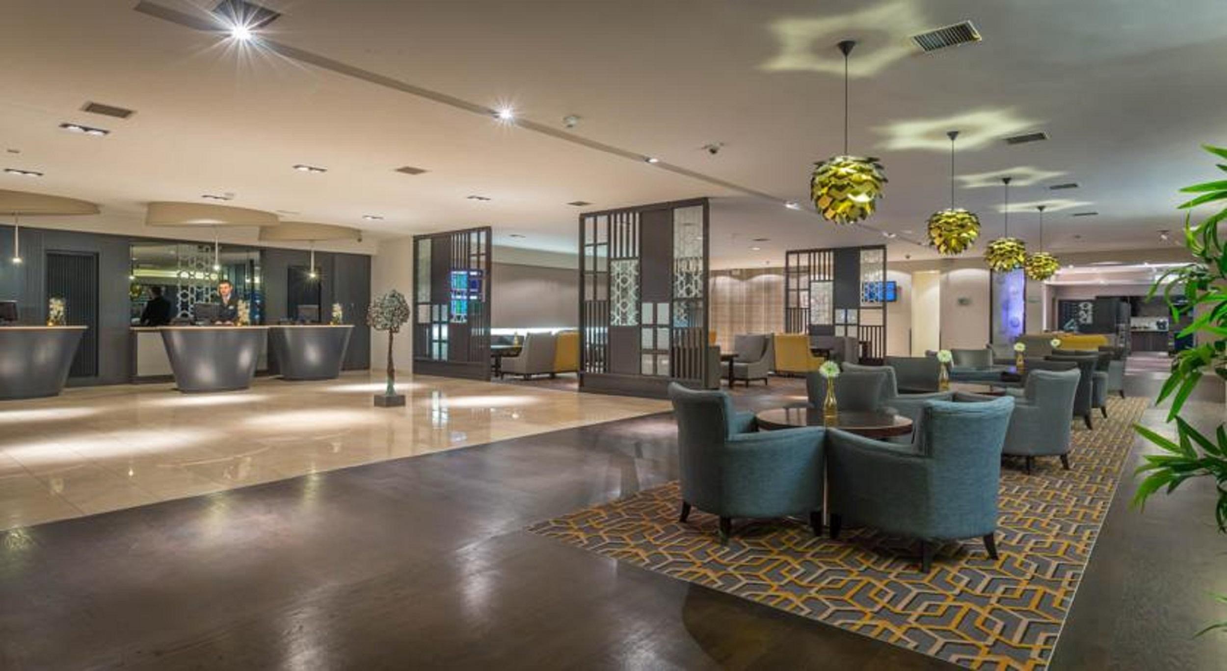 Maldron Hotel Dublin Airport Cloghran Exteriör bild