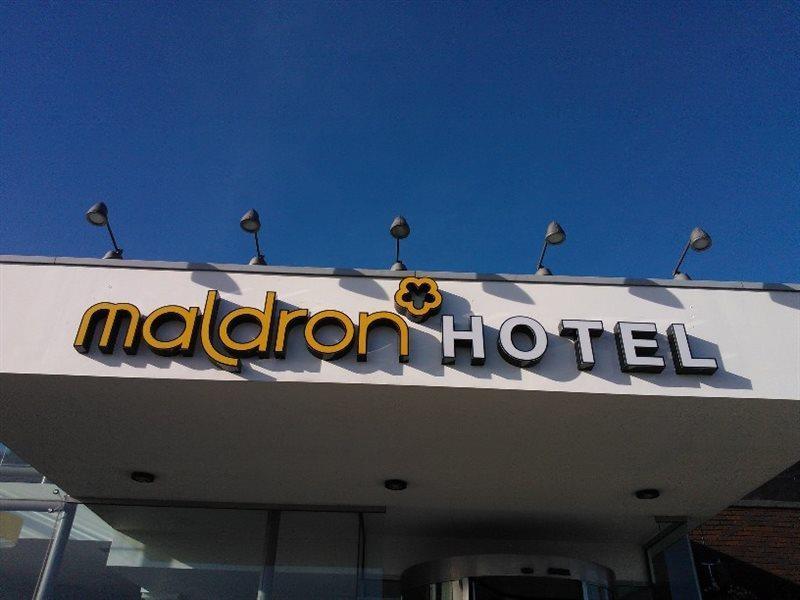 Maldron Hotel Dublin Airport Cloghran Exteriör bild